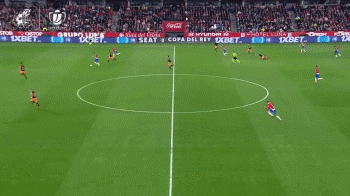 德甲战报：基尼洛斯1射1传，奥格斯堡2-0战胜勒沃库森