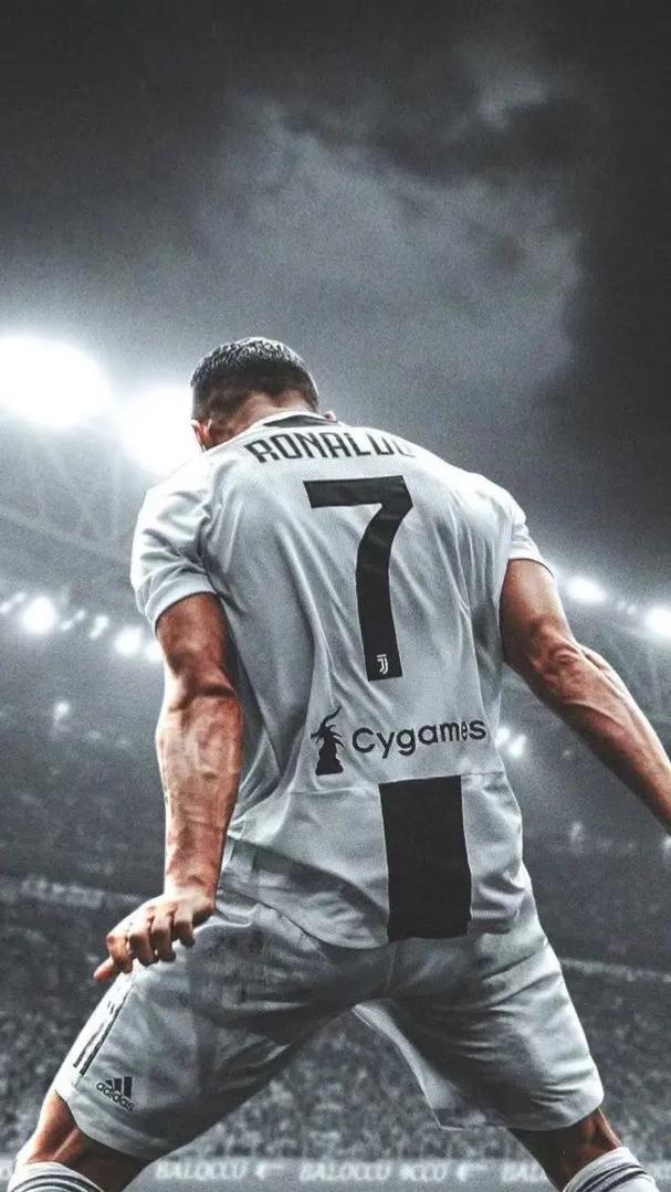 维拉与布伦特福德的重大交易，五千万的锋线答案